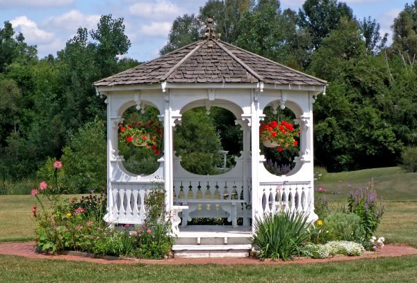 Gazebo Exterior Painting